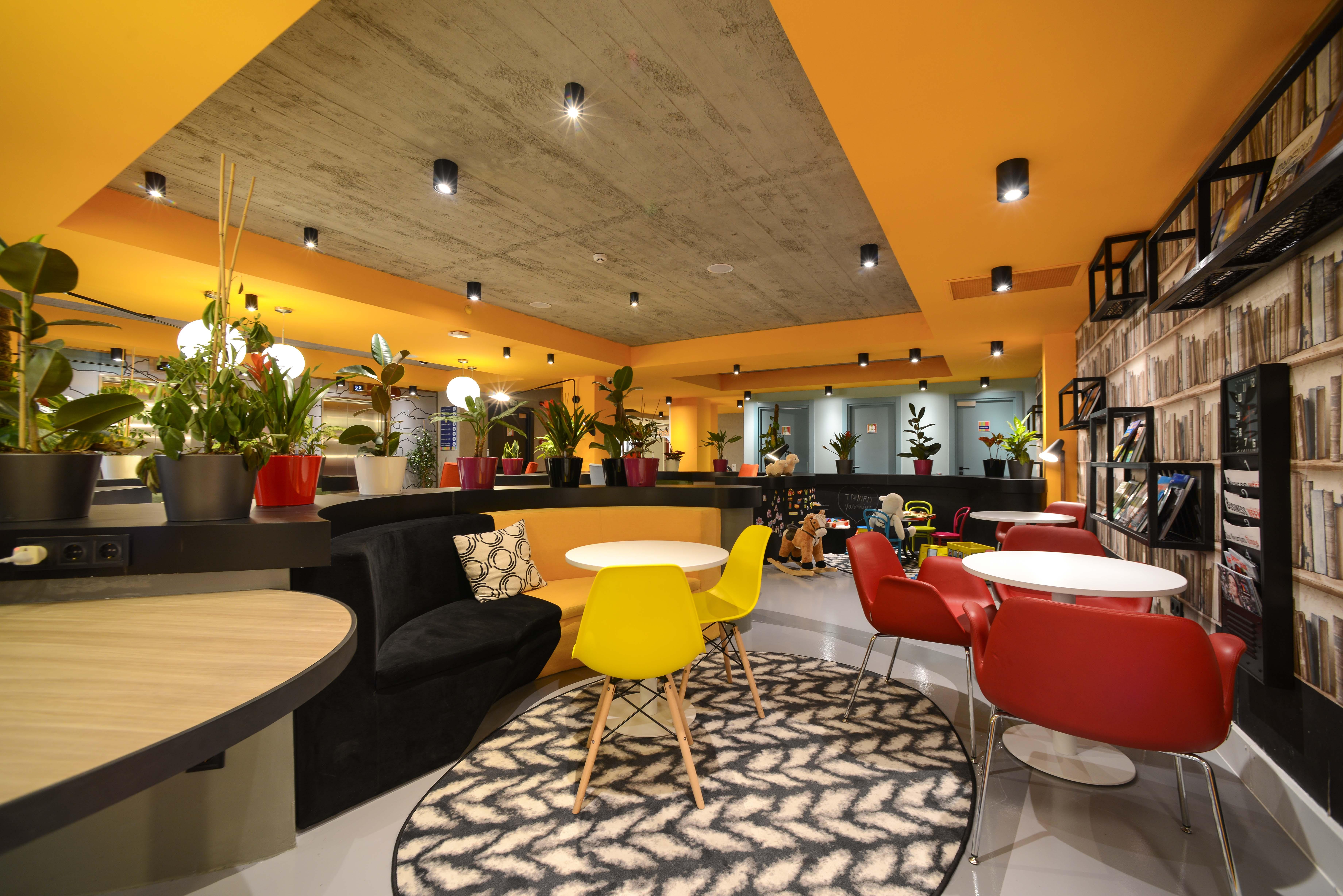 Ibis Styles Tbilisi Center Hotel Exterior photo