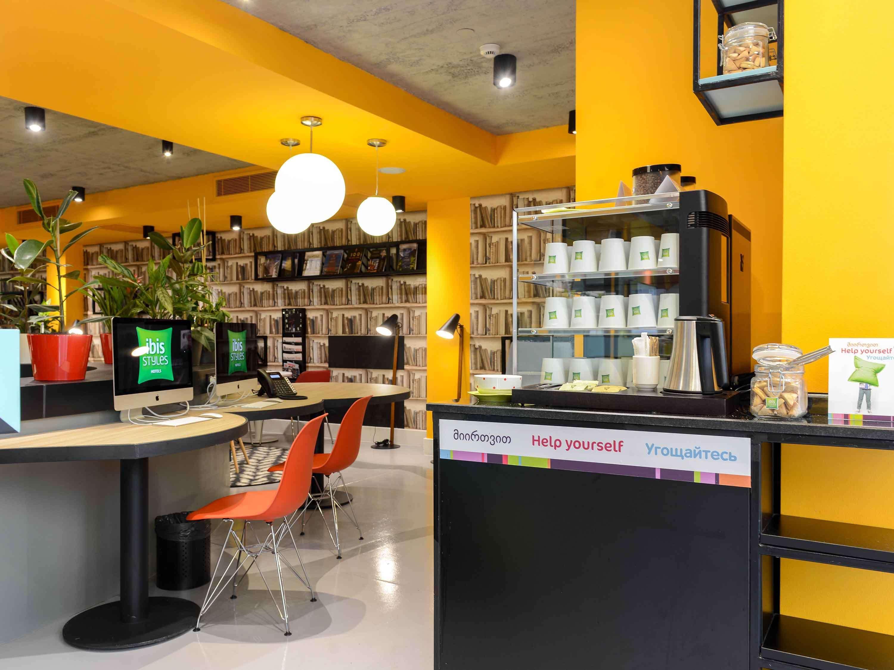 Ibis Styles Tbilisi Center Hotel Exterior photo